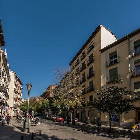 Buhardilla En Calle Amparo-Lavapies Madrid Exterior foto