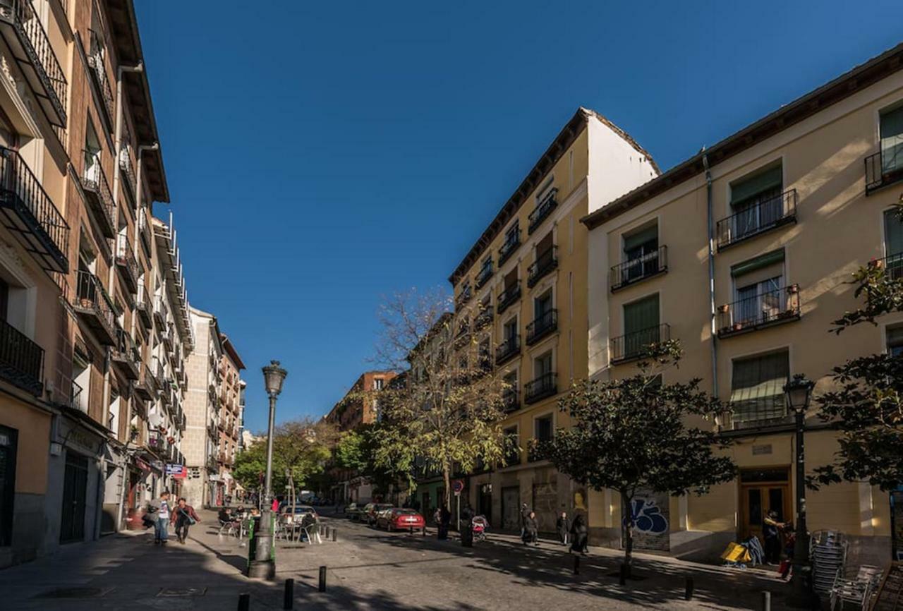 Buhardilla En Calle Amparo-Lavapies Madrid Exterior foto