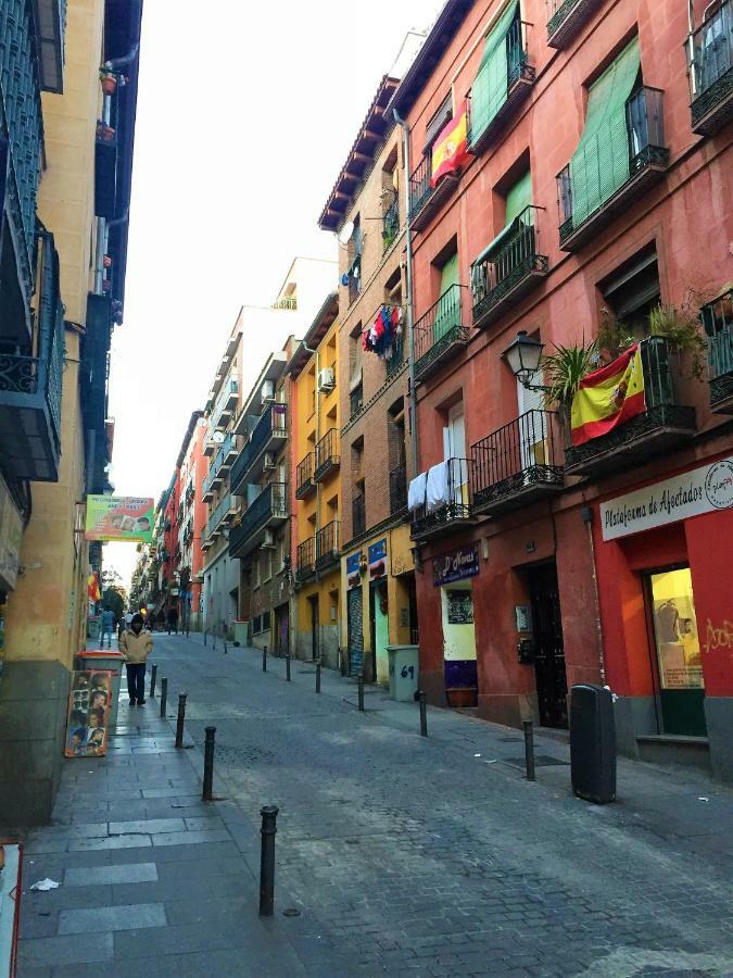 Buhardilla En Calle Amparo-Lavapies Madrid Exterior foto
